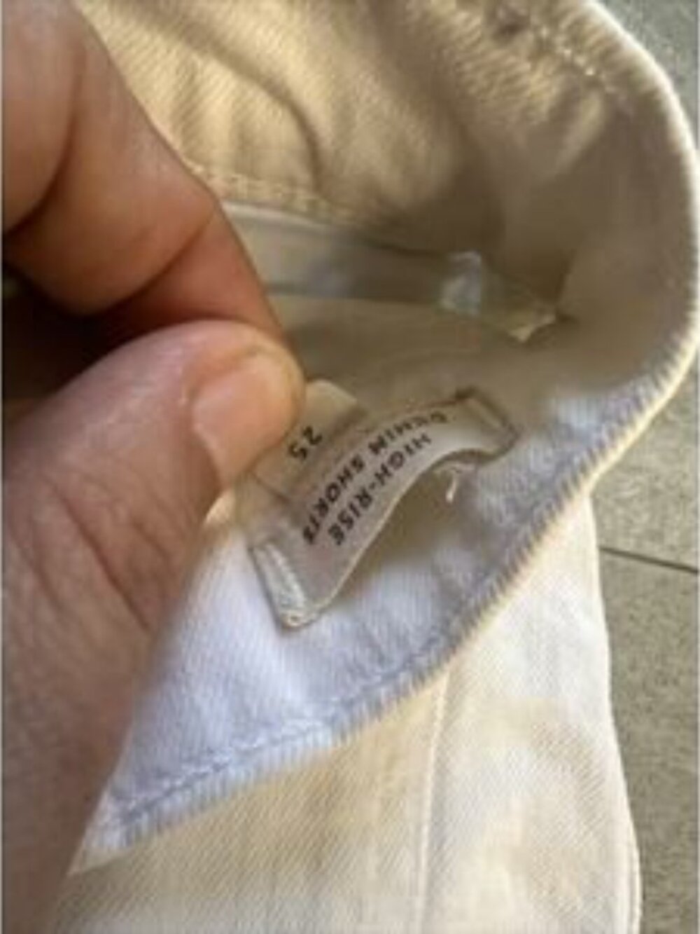 High rise denim Cut Off shorts white - Picture 3 of 4